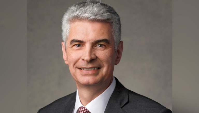 傑瑞·卡斯長老