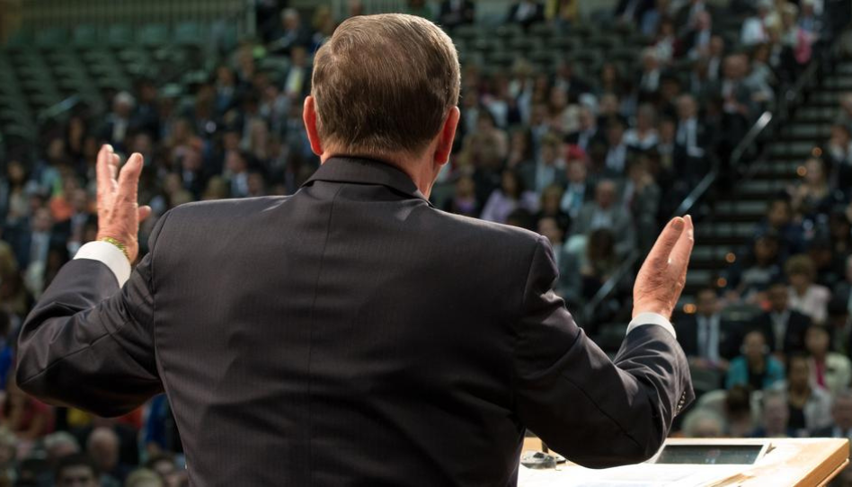 傑佛瑞·賀倫會長辭世